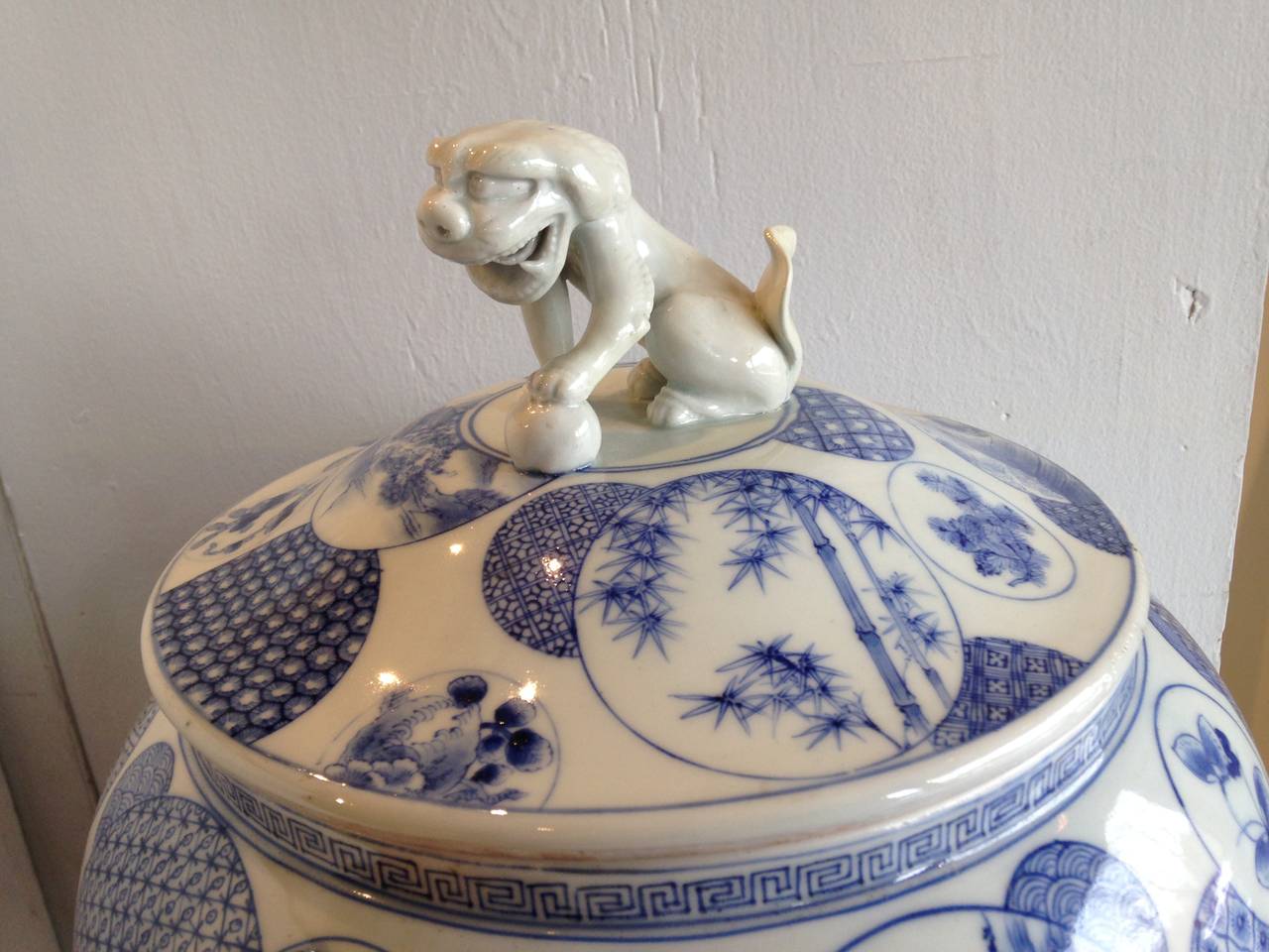 Asian Japanese Big Antique Hand made hand glazed Blue White Porcelain Covered Jar