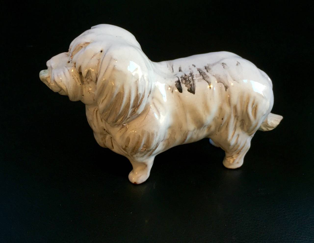 1930s-1950s Japanese White Pottery Sheep Dogs In Excellent Condition In South Burlington, VT