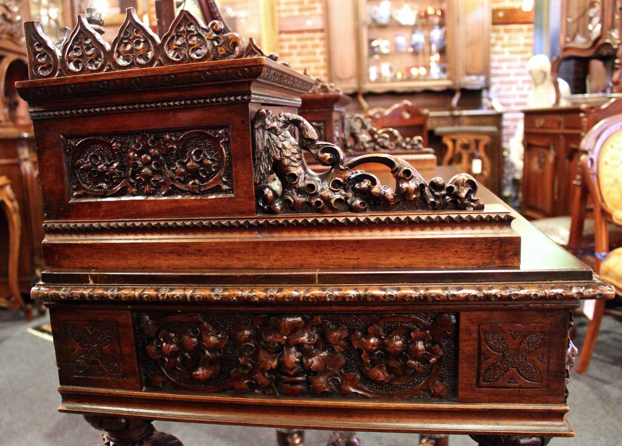 Late 19th Century Heavily Carved French Walnut Desk In Good Condition For Sale In Santa Ana, CA