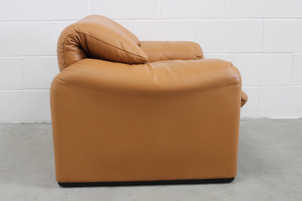 maralunga armchair