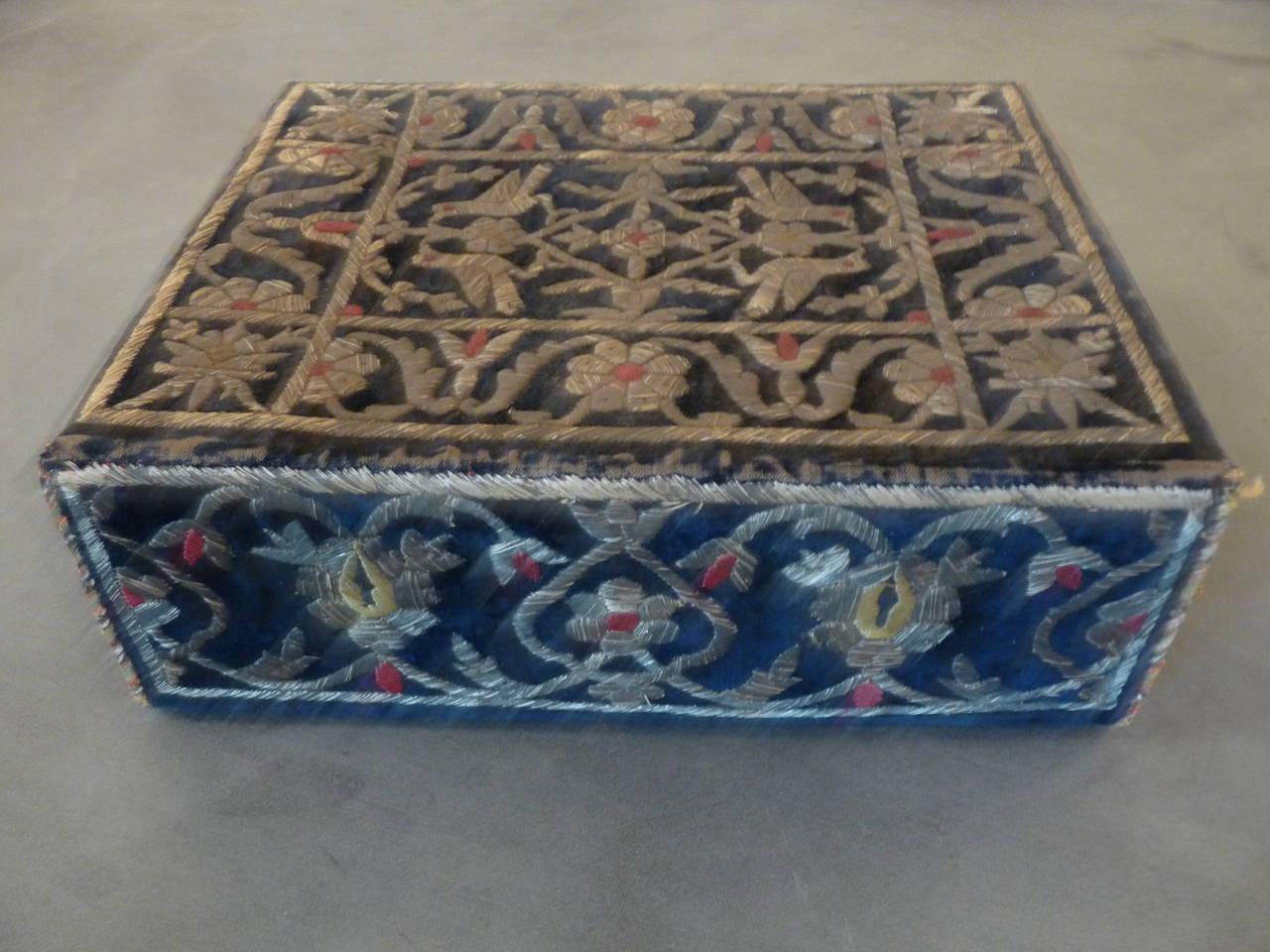 A beautifully and ornately embroidered velvet Ottoman box with silver trim and metallic thread. A very special piece. Traditionally may have been used as a Quran casket or dignitary gift. This would make a beautiful jewel or desk box.