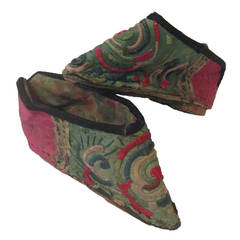 19th Century Chinese Antique Golden Lily Slippers With Embroidery