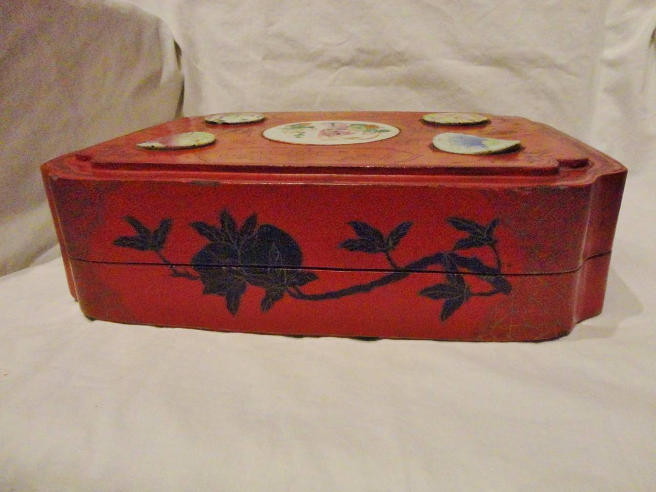 Red Lacquer Box with Antique Painted Porcelain For Sale 3