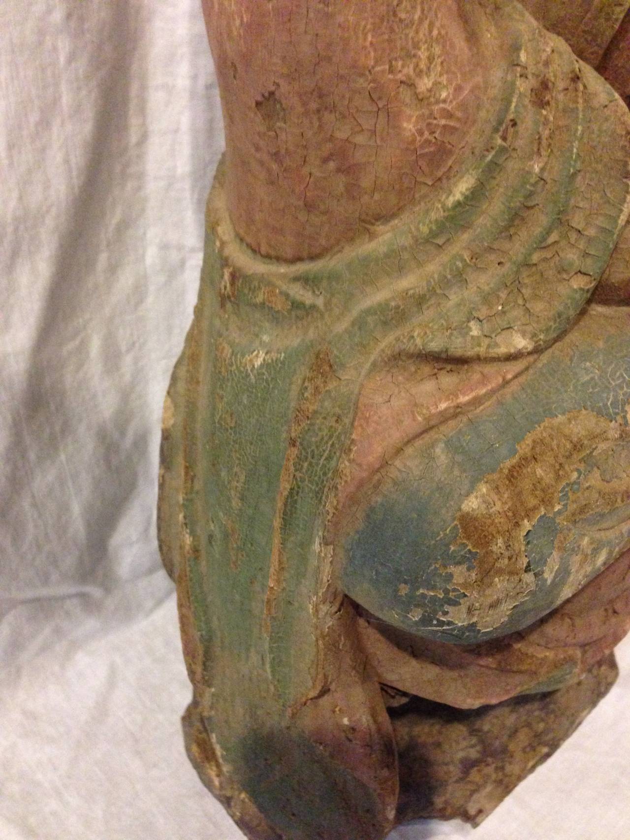 18th Century Chinese Wooden Guan Yin Statue In Excellent Condition For Sale In SOMIS, CA
