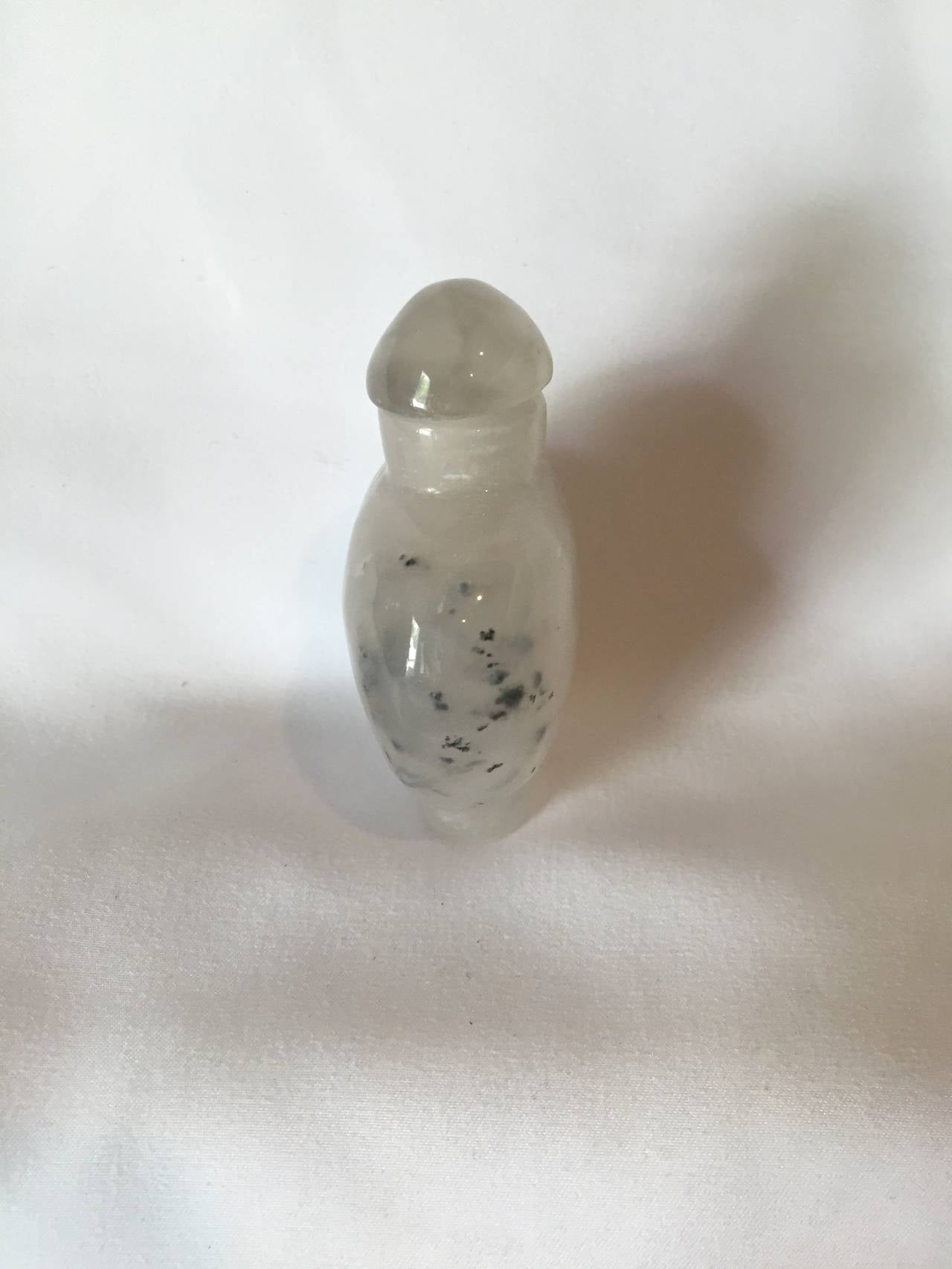 Hand-Carved Black and White Carnelian Agate Snuff Bottle For Sale