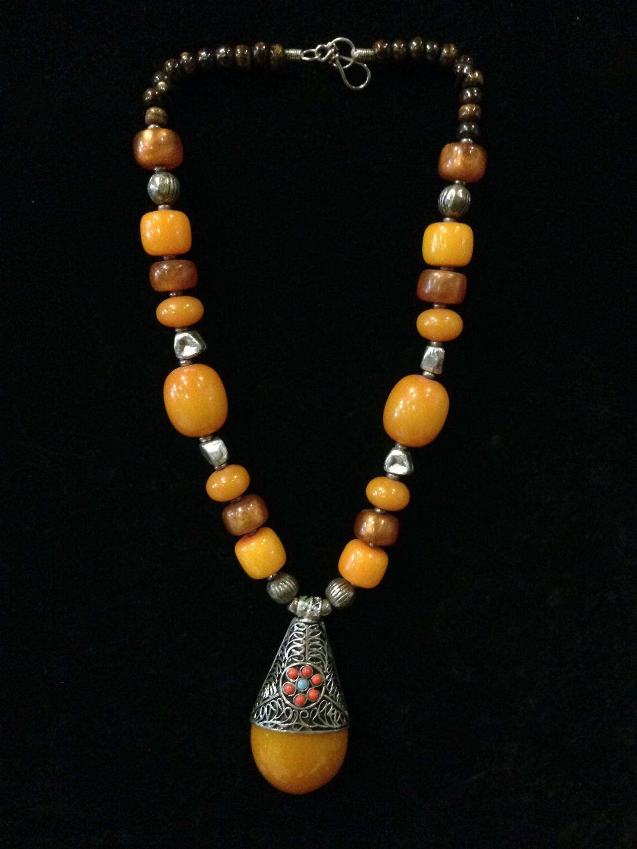 20th Century Lot of 10 Tibetan Necklaces