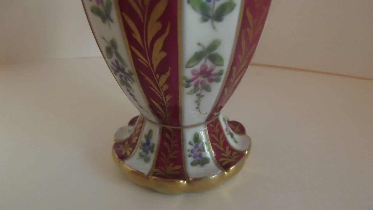 Pair of 18th Century English Hand-Painted and Gilt Porcelain Perfume Decanters In Excellent Condition In Lambertville, NJ