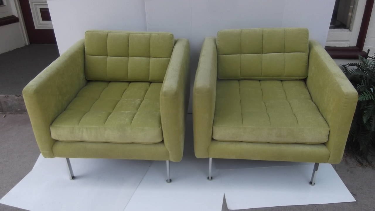 This is an authentic pair of Harvey Probber club chairs. The vibrant key lime fabric is in remarkable condition along with the chrome on the steel strap legs.
Neatly tufted seat and back cushion with a 