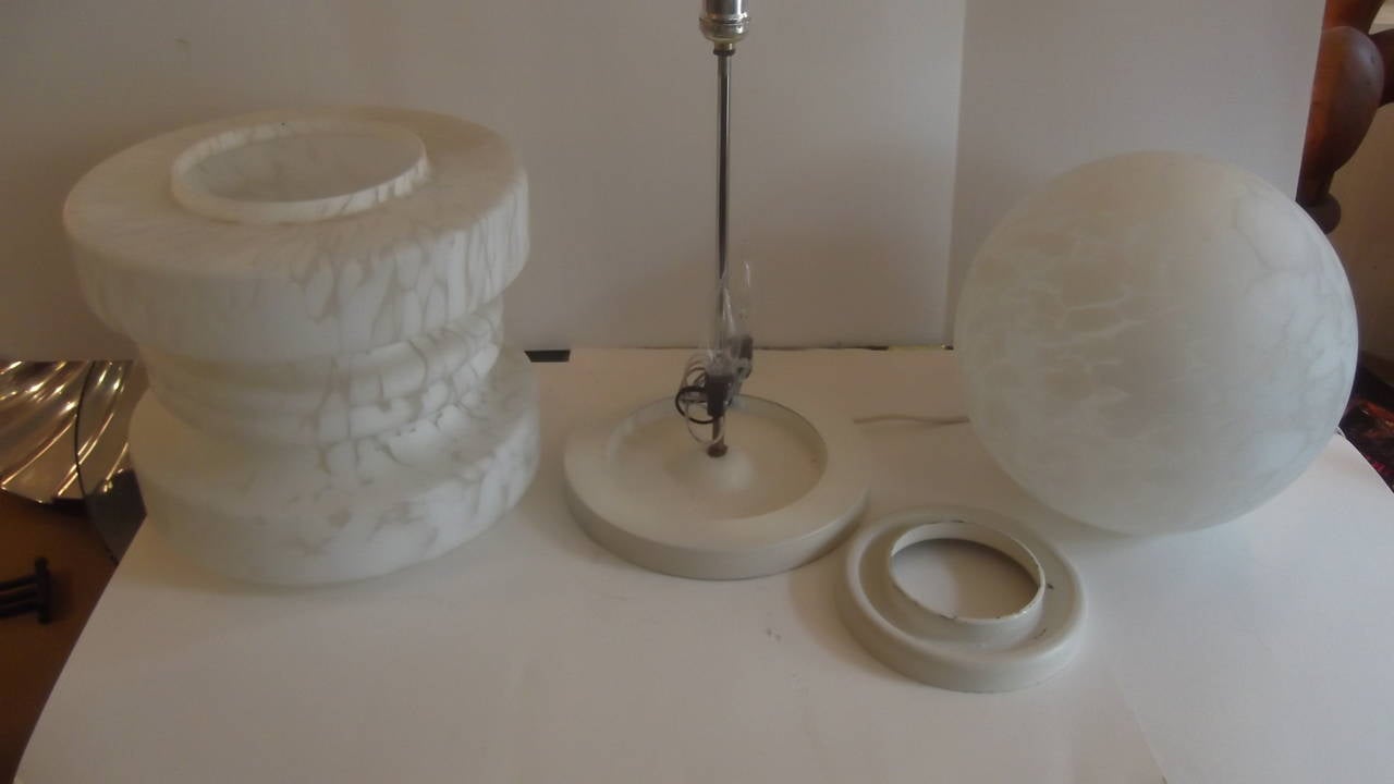 Large Italian Glass Mazzega Round Globe Murano Mottled Table Lamp