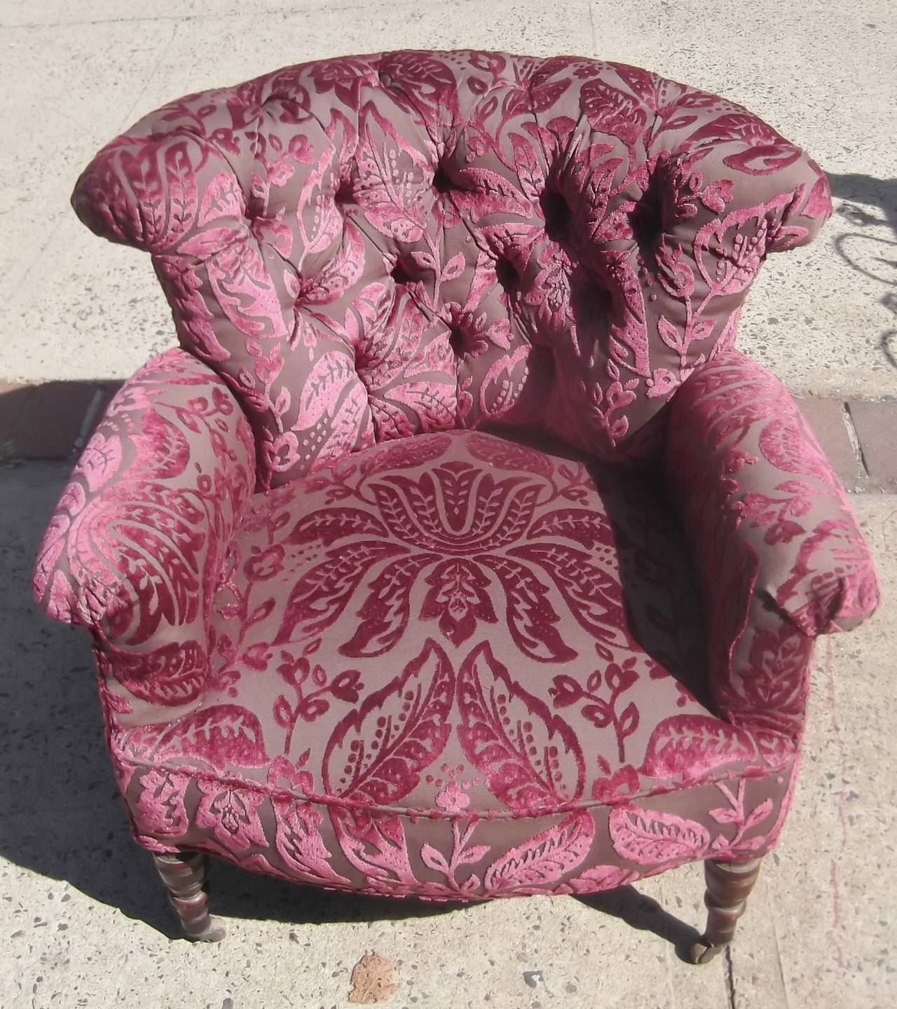 Tufted 19th Century Rolled Back Armchair In Excellent Condition In Lambertville, NJ