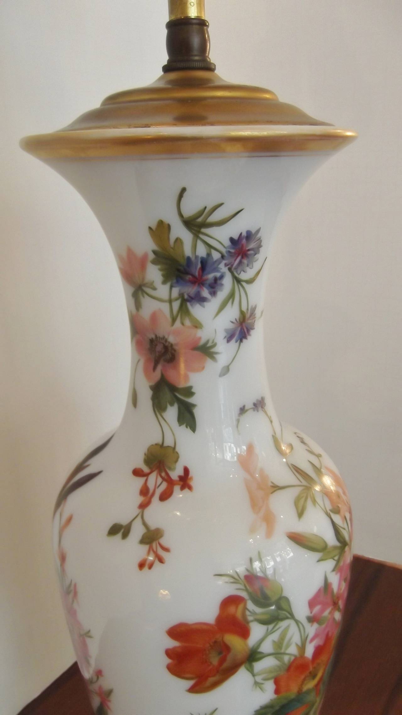 French Opaline Enamel Painted Vase Lamp by Jean-Francois Robert, Baccarat 1840 In Excellent Condition In Lambertville, NJ