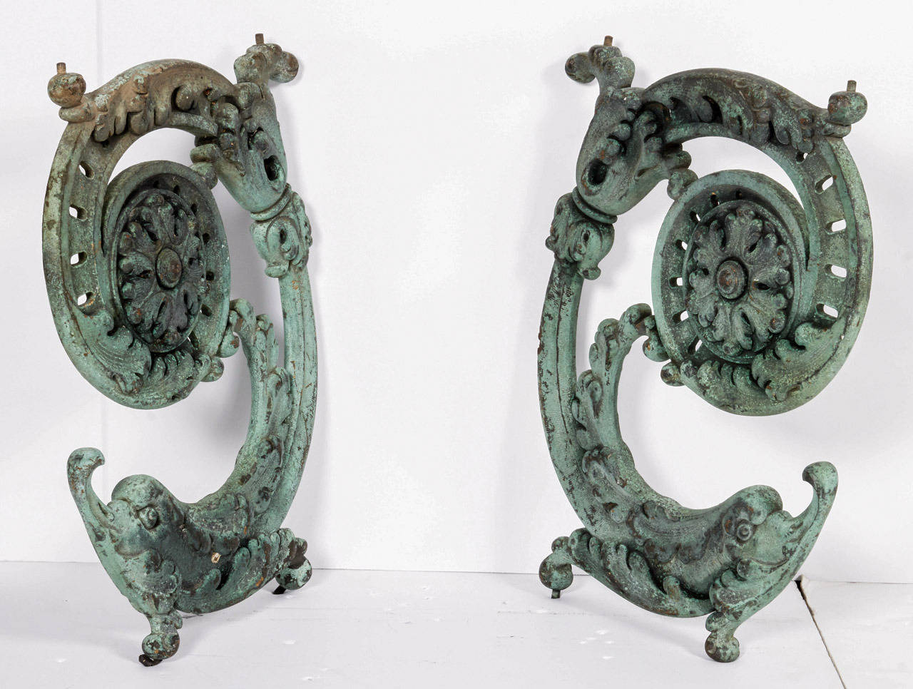 Pair of circa 1900 Beaux Arts Style Bronze C-Scroll Balustrade Sections For Sale 3