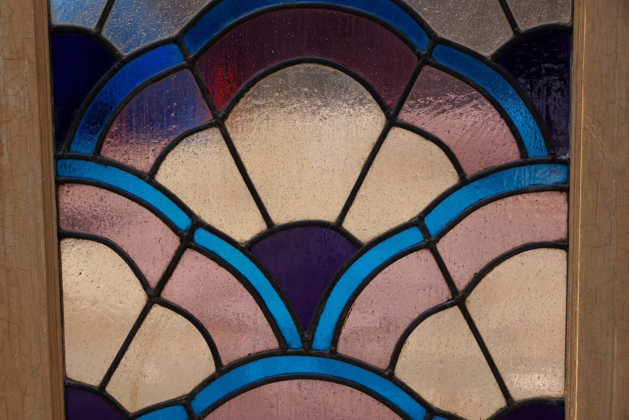 Italian Art Deco Stained Glass Window In Excellent Condition For Sale In New York, NY