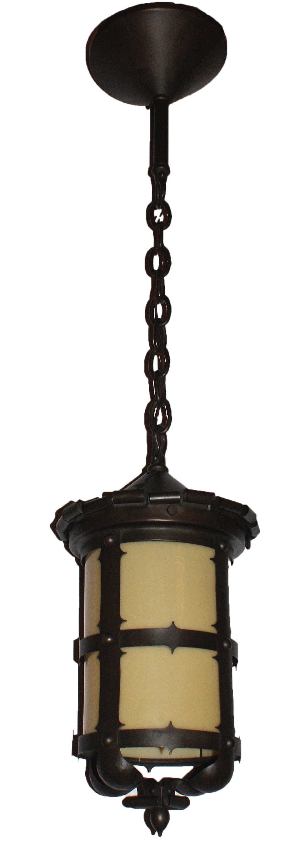 American Arts and Crafts Custard Glass Lantern For Sale