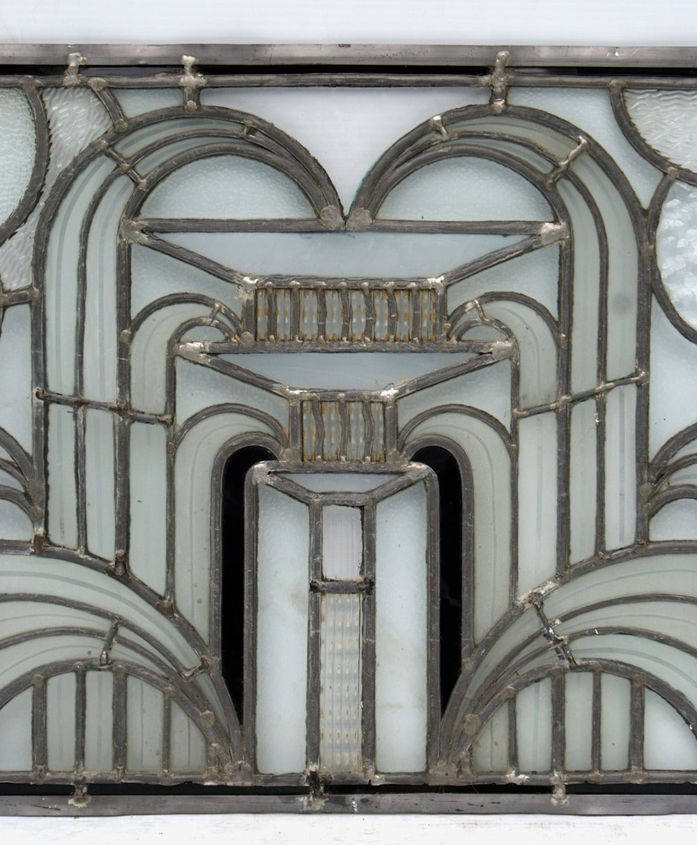 Early 20th Century English Art Deco Leaded Glass Window For Sale