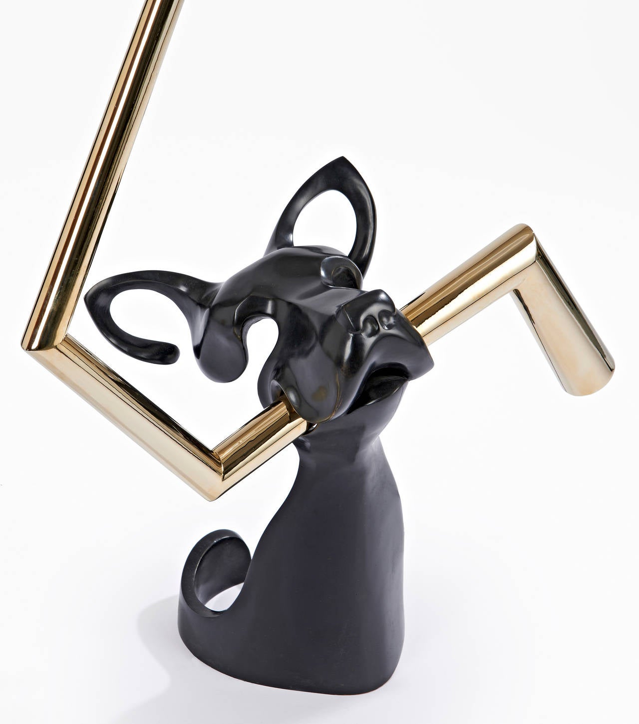 Floor lamp in bronze and steel.
The dog sculpture is in patinated bronze and the bar in plated steel.
Edition of 15.
Signed and numbered on the dog.

Hubert le Gall was born in Lyon in 1961. After graduating in management, he decided to move to