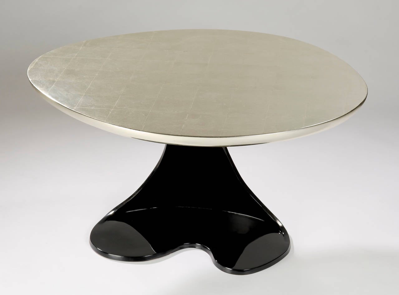 Coffee table in lacquered wood with gold leaves. The stand is in lacquered steel.
Edition of 25.
Signed and numbered.

Hubert le Gall was born in Lyon in 1961. After graduating in management, he decided to move to Paris in 1983. Five years