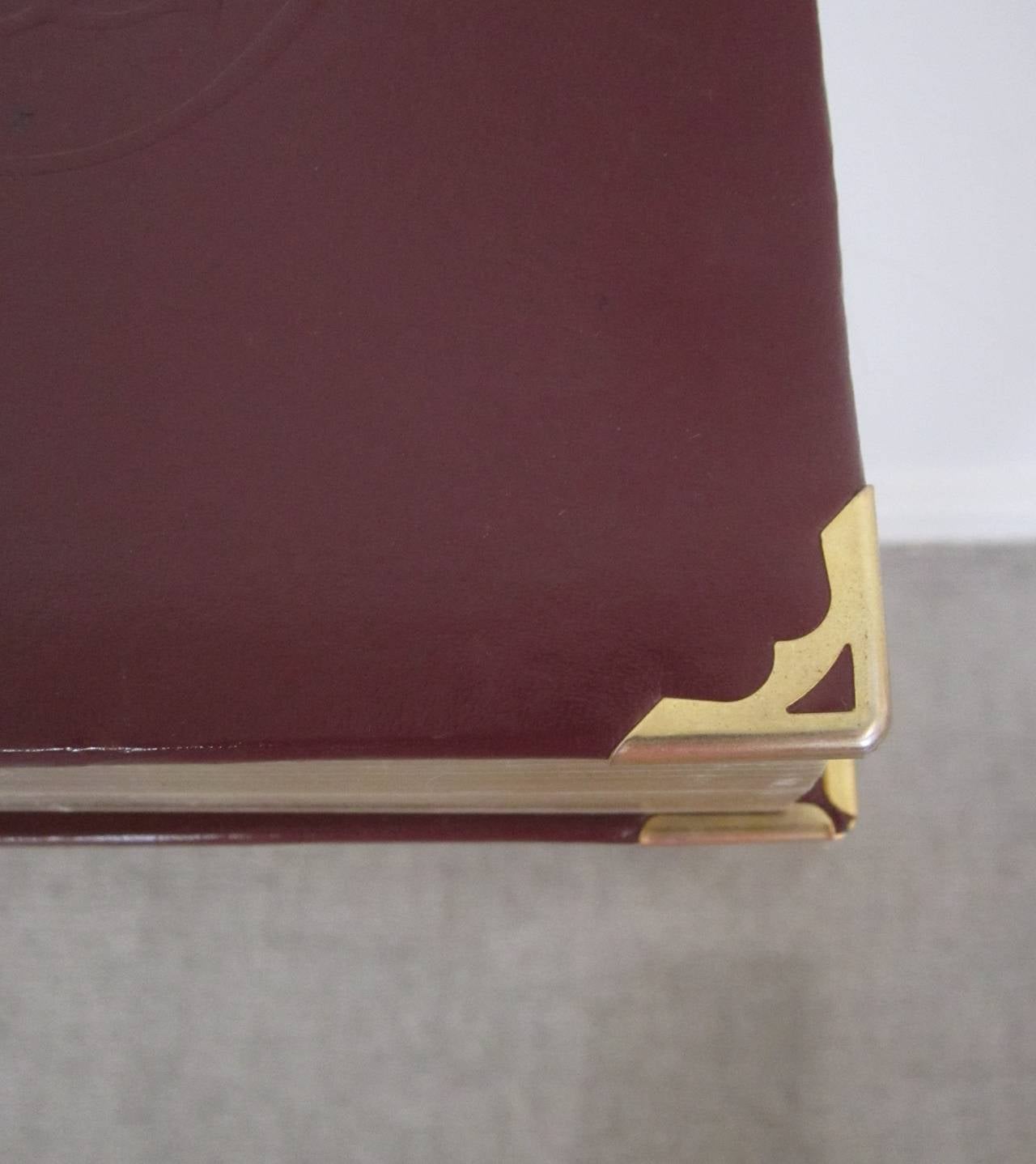 les must de cartier book