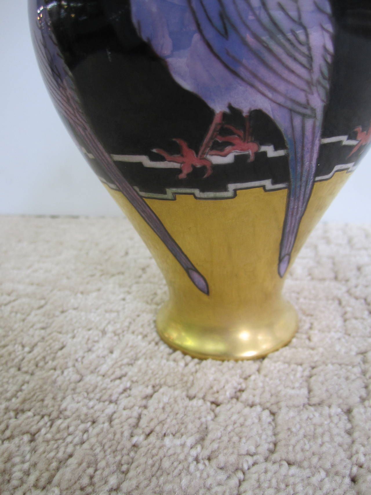 French Art Deco Black and Gold Porcelain Vase In Excellent Condition In New York, NY