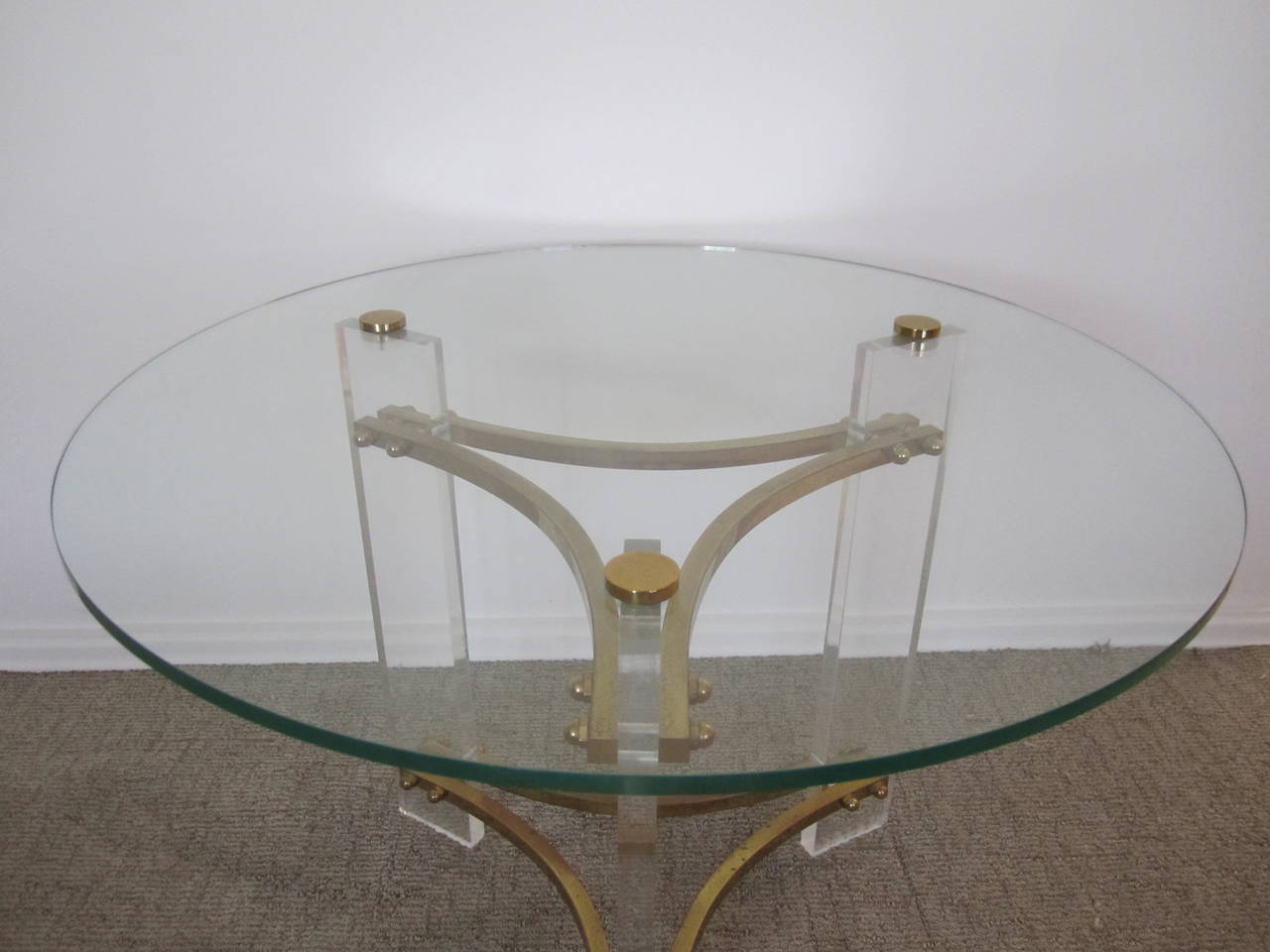A stylish vintage brass, glass, and Lucite, Charles Hollis Jones style, end or side table in a convenient size: 20.5