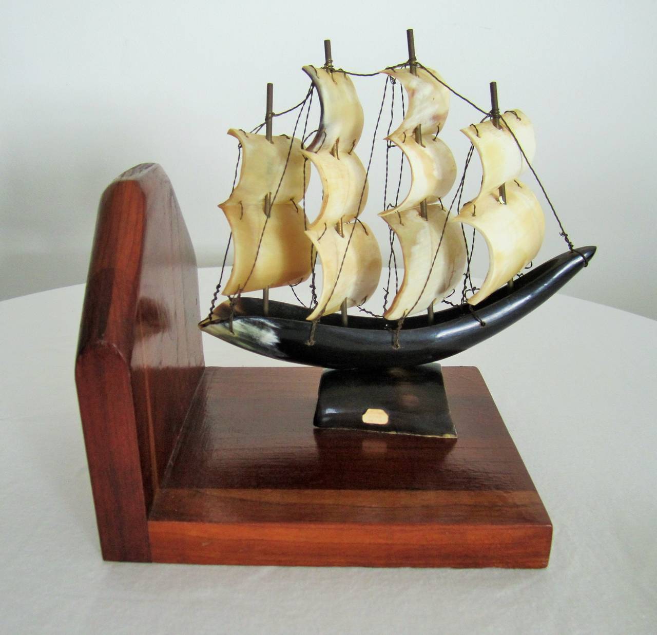 Vintage Pair of Italian Black and White Ship Bookends, Italy In Excellent Condition In New York, NY