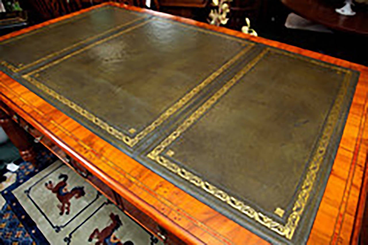 Woodwork English William IV Style Partners Desk