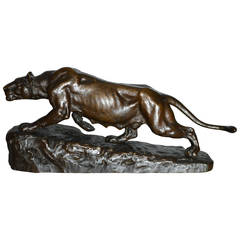 "Lionne à l''affut" Sculpture en bronze d'Isidore Jules Bonheur