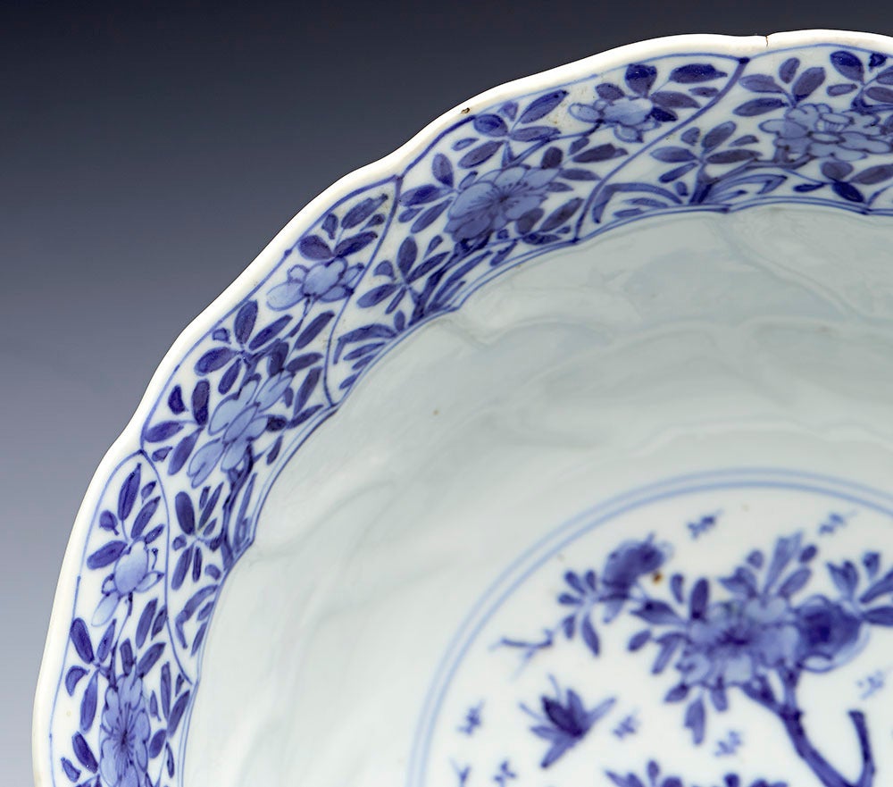 Antique Chinese Kangxi Floral Painted Bowl, 1662 - 1722