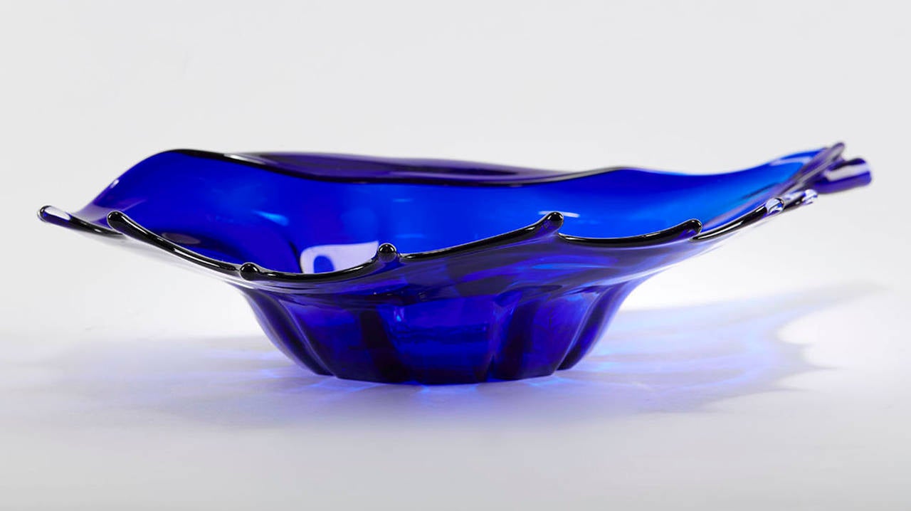 20th Century Italian Murano Blue Glass Sea Shell Shaped Bowl, circa 1960
