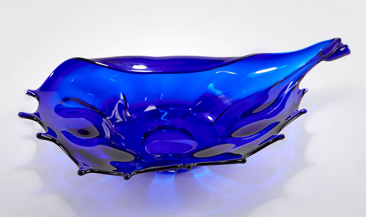 Italian Murano Blue Glass Sea Shell Shaped Bowl, circa 1960 2