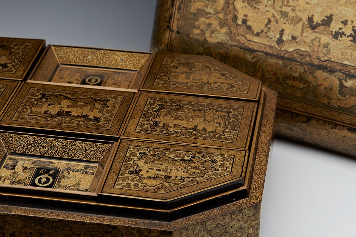 Gilt Antique Chinese Armorial Lacquer Games Box and Counters, circa 1830