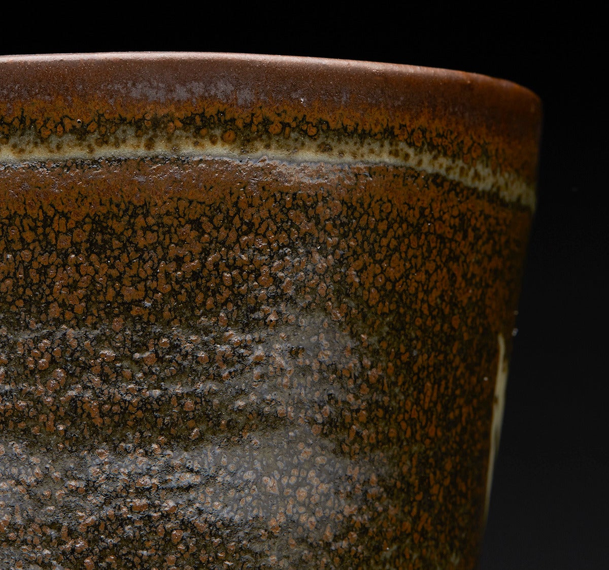 David Leach Studio Pottery Vase with Foliate Designs, 20th Century In Excellent Condition In Bishop's Stortford, Hertfordshire
