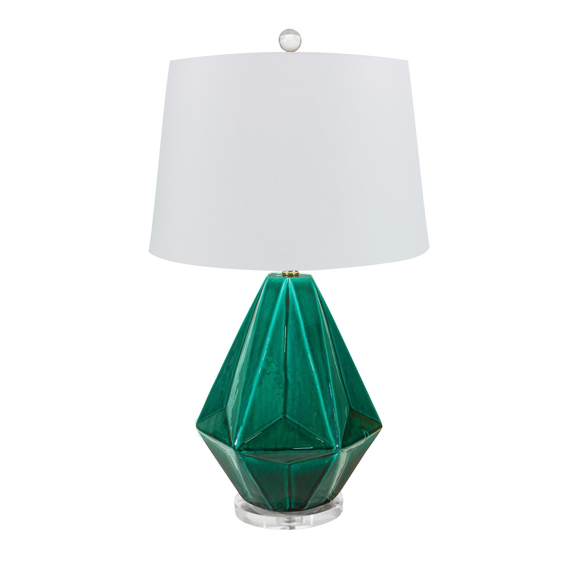 For Sale: Green (QR-16105.FOREST.0) Liza Faceted Ceramic Table Lamp with Ivory Linen Shade by CuratedKravet