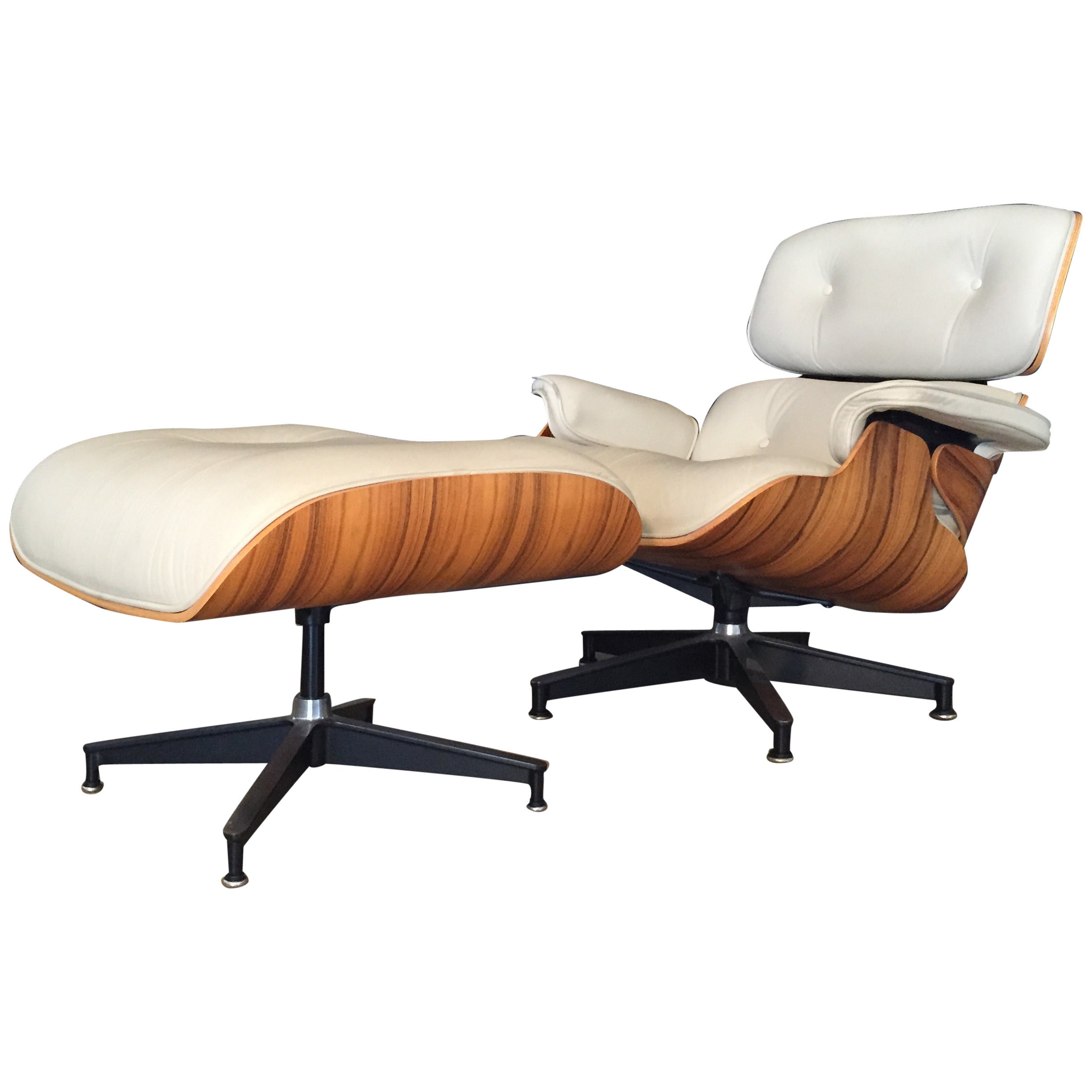 Eames Lounge Chair by Herman Miller in Rare Off-White Leather