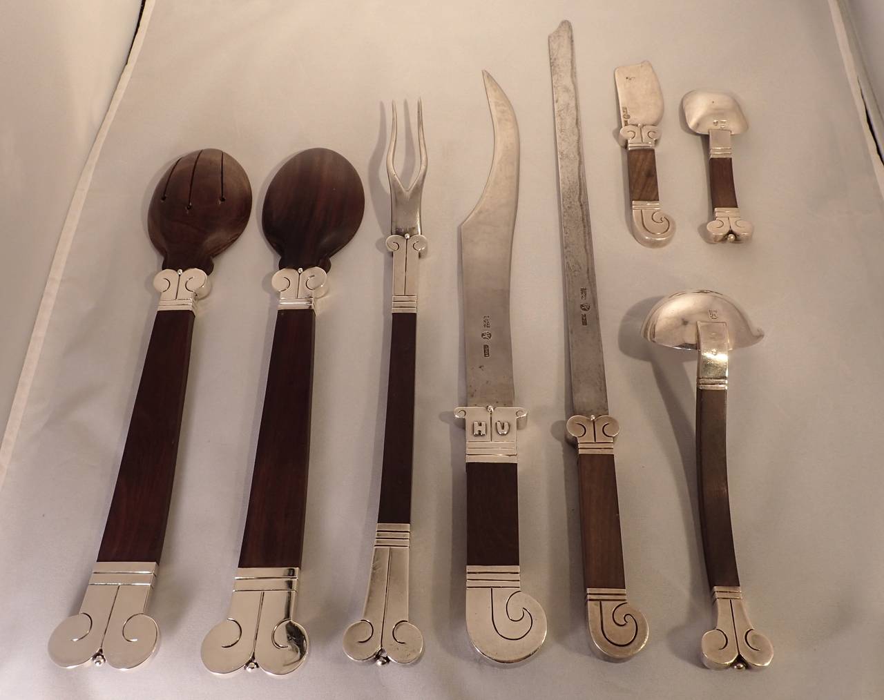 1940s Hector Aguilar Silver and Rosewood Thirty-Six-Piece Flatware Set In Good Condition For Sale In Santa Fe, NM