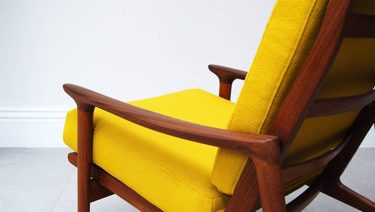 Great Britain (UK) Guy Rogers Armchair