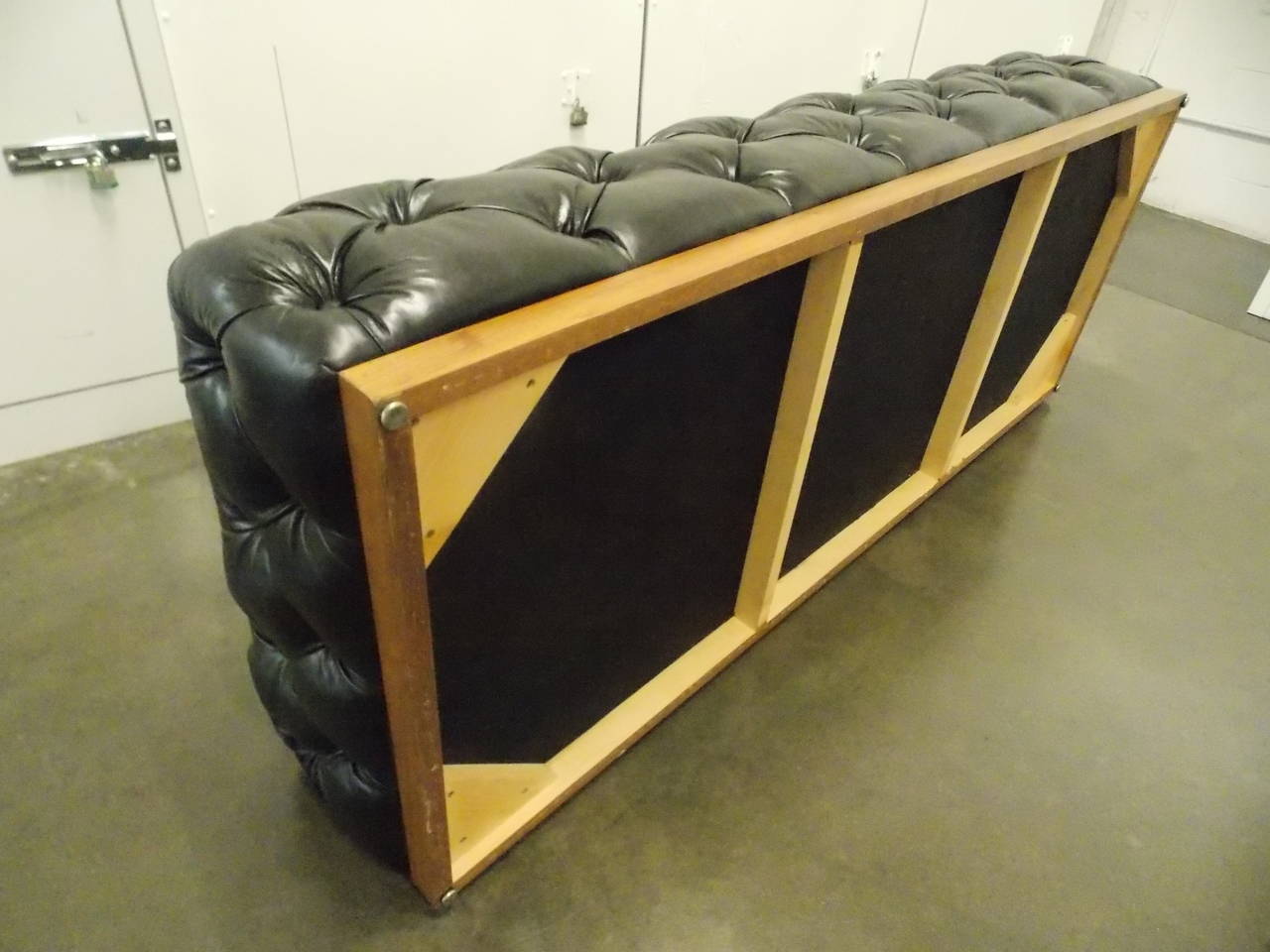 leather tufted daybed