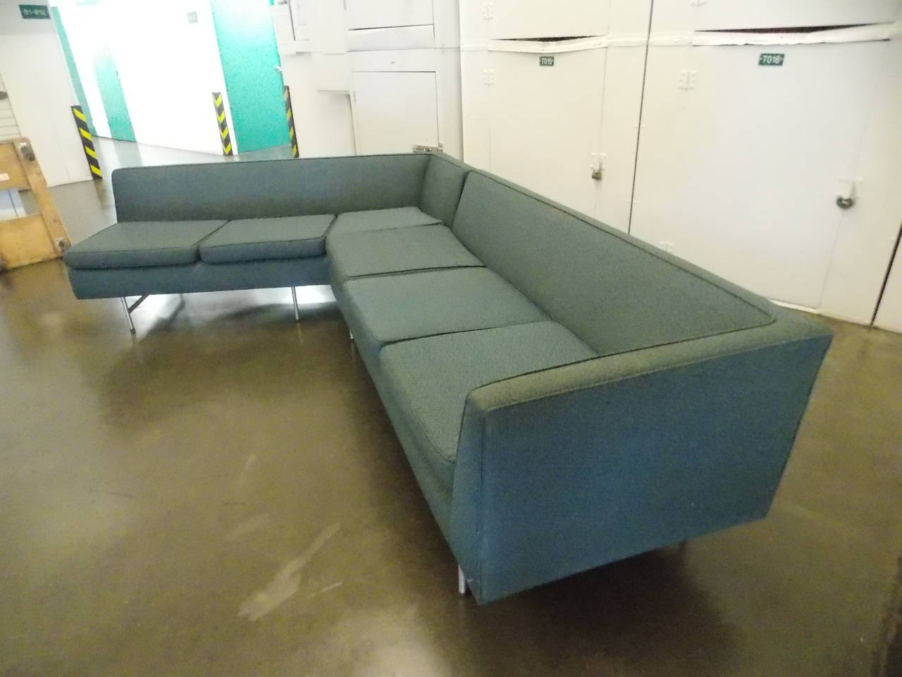 Mid-Century Modern Paul McCobb Planner Group Sectional Sofa