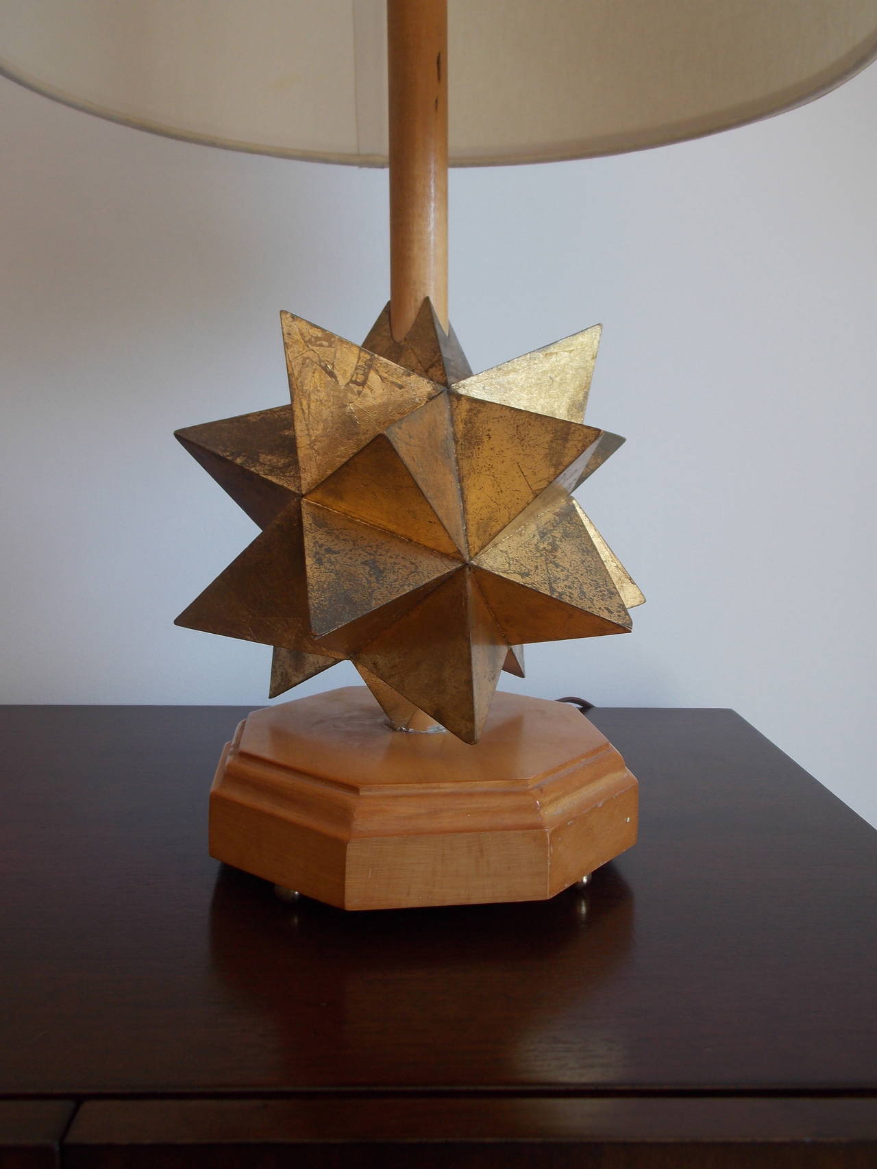 Hexagonal Star Sculpture Lamp