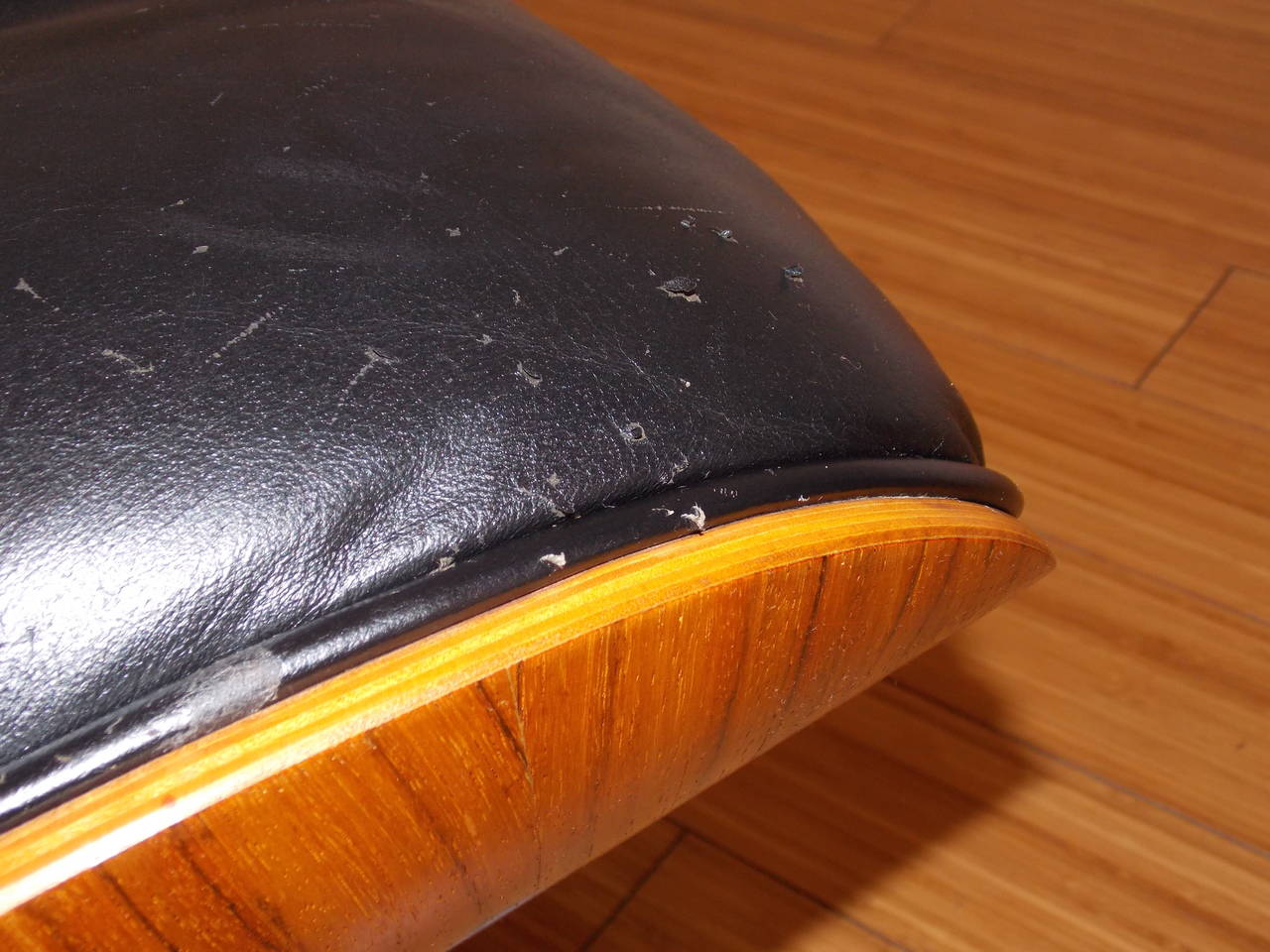 Vintage Charles Eames Rosewood and Leather Ottoman, 1978 1