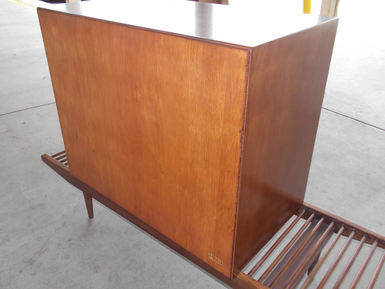Mid-20th Century Milo Baughman Dresser on Dowel Bench California Design