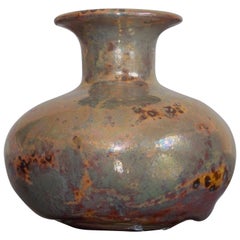 Vase en poterie de Beatrice Wood Studio avec glaçage irisé