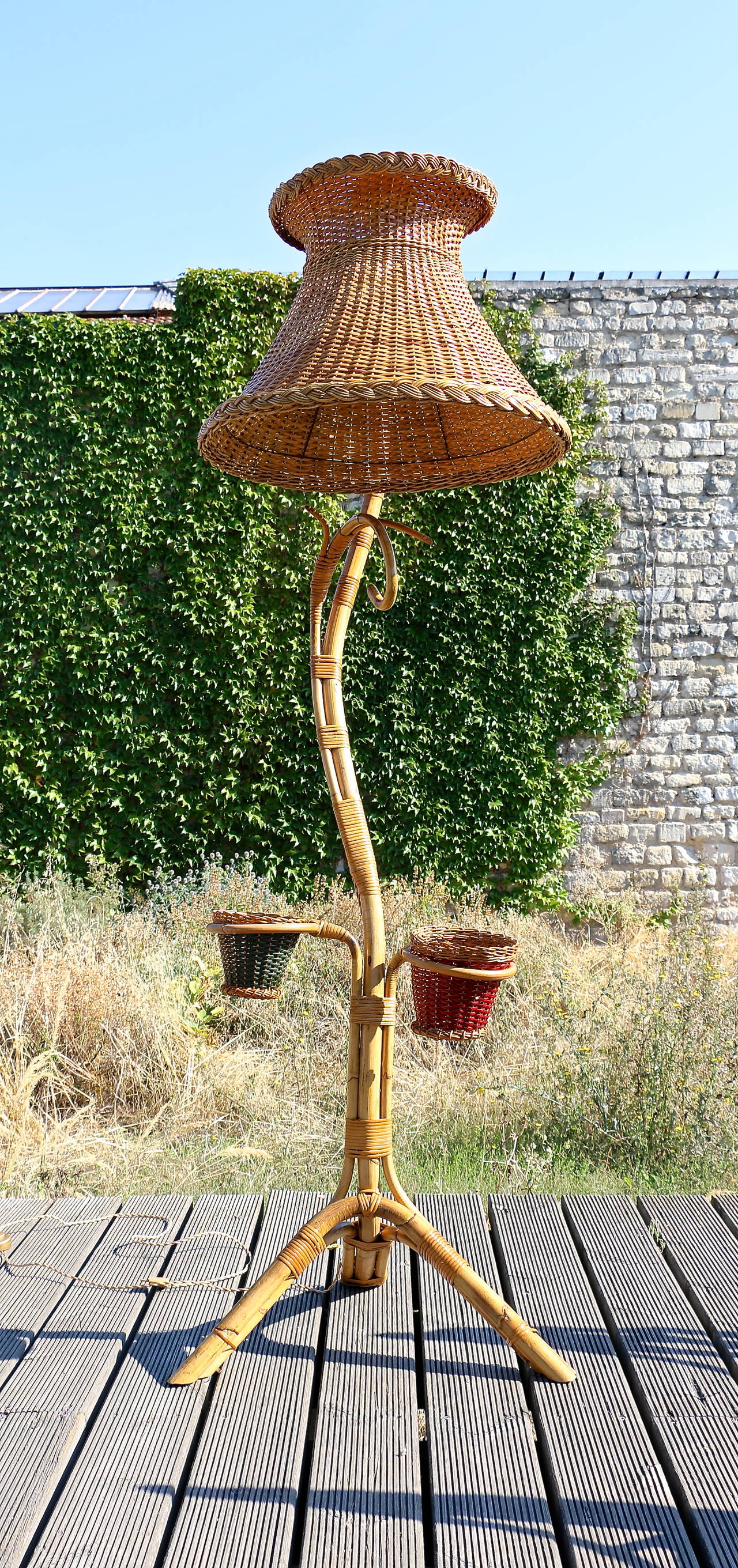 Tall Floor Lamp in Bamboo In Good Condition In Saint-Ouen, FR