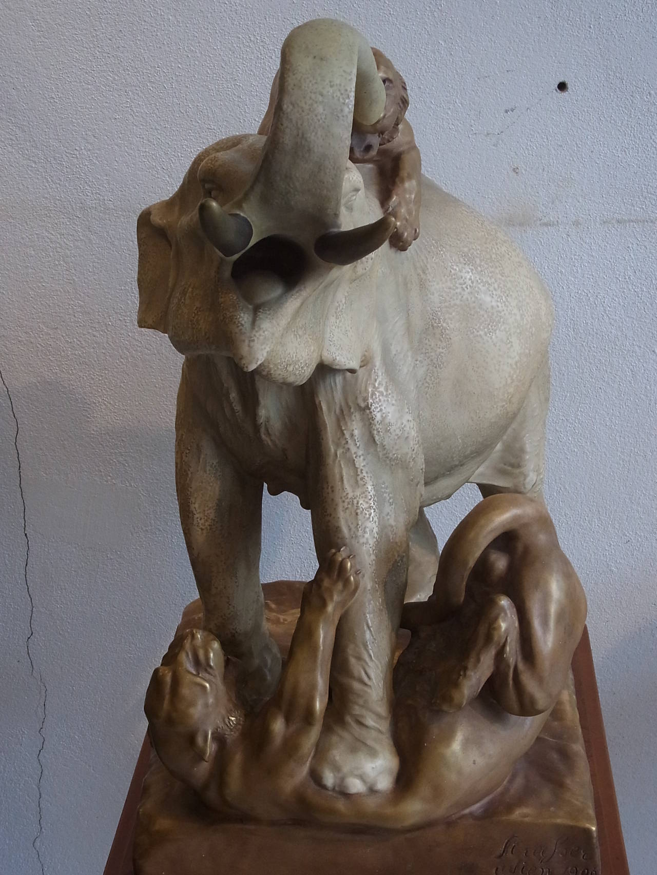 Large Elephant Ceramic Group by Amphora Austria In Excellent Condition In Saint-Ouen, FR