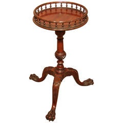 Antique George III Mahogany Paw and Claw Kettle Stand or Tripod Table, circa 1770