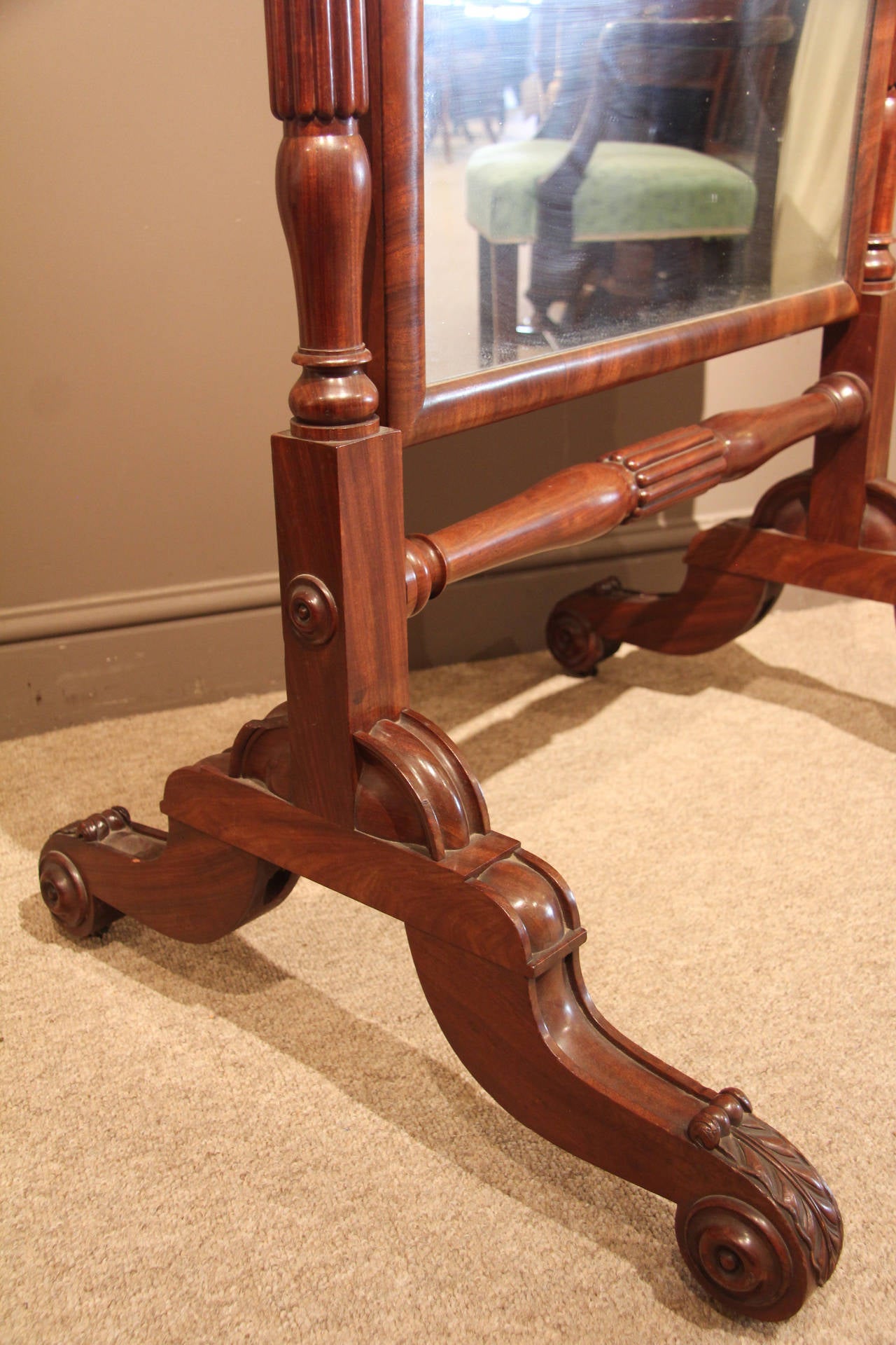 Fine Regency Period Mahogany Cheval Mirror, circa 1810 In Good Condition In Wiltshire, GB