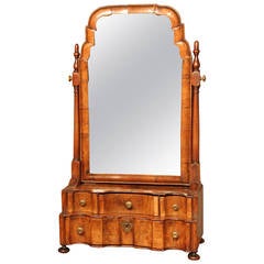 Small Queen Anne Period Walnut Vanity with Dressing Mirror, circa 1710