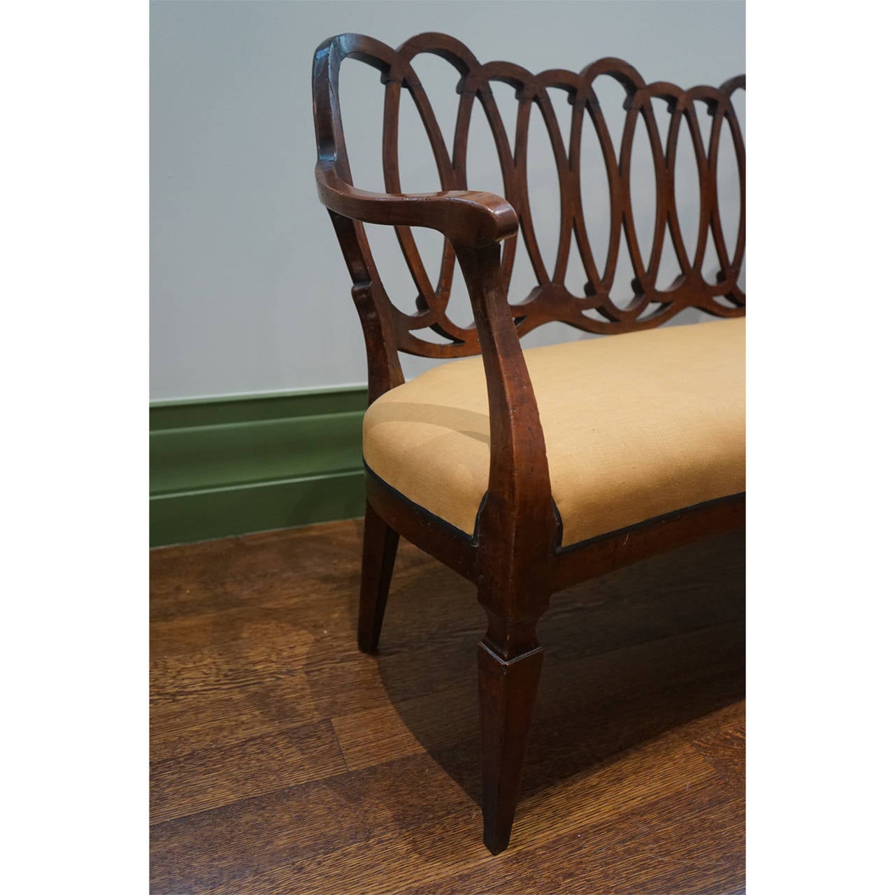 Italian Neoclassical Walnut Settee In Excellent Condition In New York, NY