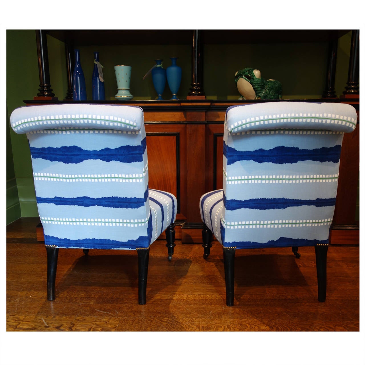 Pair of 19th Century Slipper Chairs In Excellent Condition In New York, NY