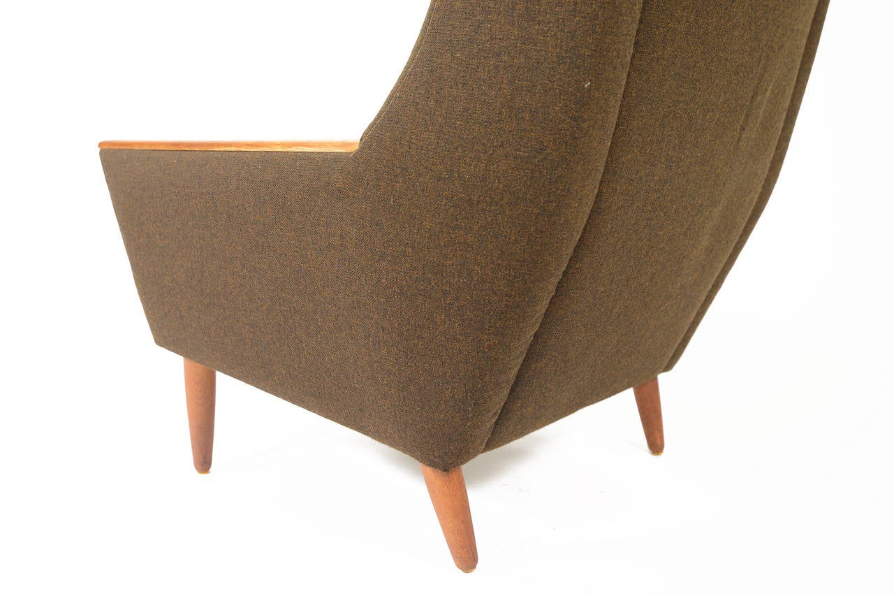 Danish Modern Wingback Oak and Olive Lounge Chair 3